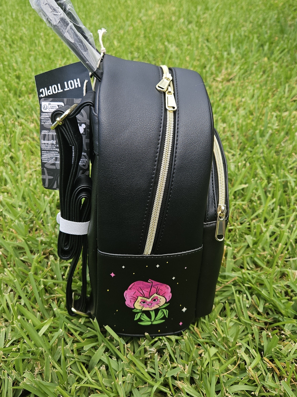 Loungefly Alice in Wonderland Black Mini Backpack - Picture 3 of 11